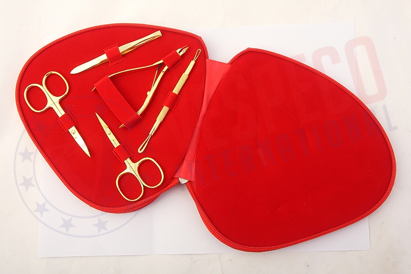Manicure Pedicure Kits 